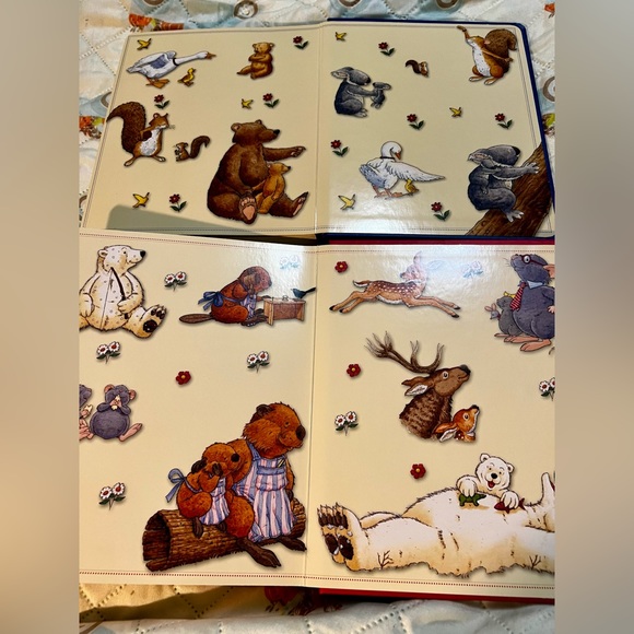 2 Baby Board Books Mother Loves Her Little One Father 2006 Gingham Dog 9x7.5 - Picture 14 of 16